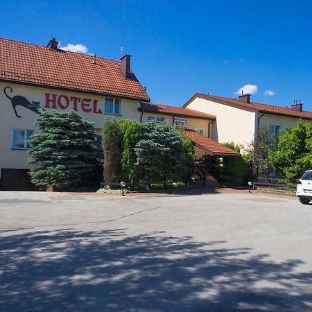 Hotel Kot Siestrzen Eksteriør billede